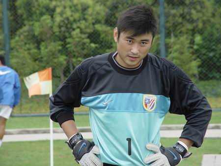 申花旧将特维斯,申花旧将之老坛虞伟亮