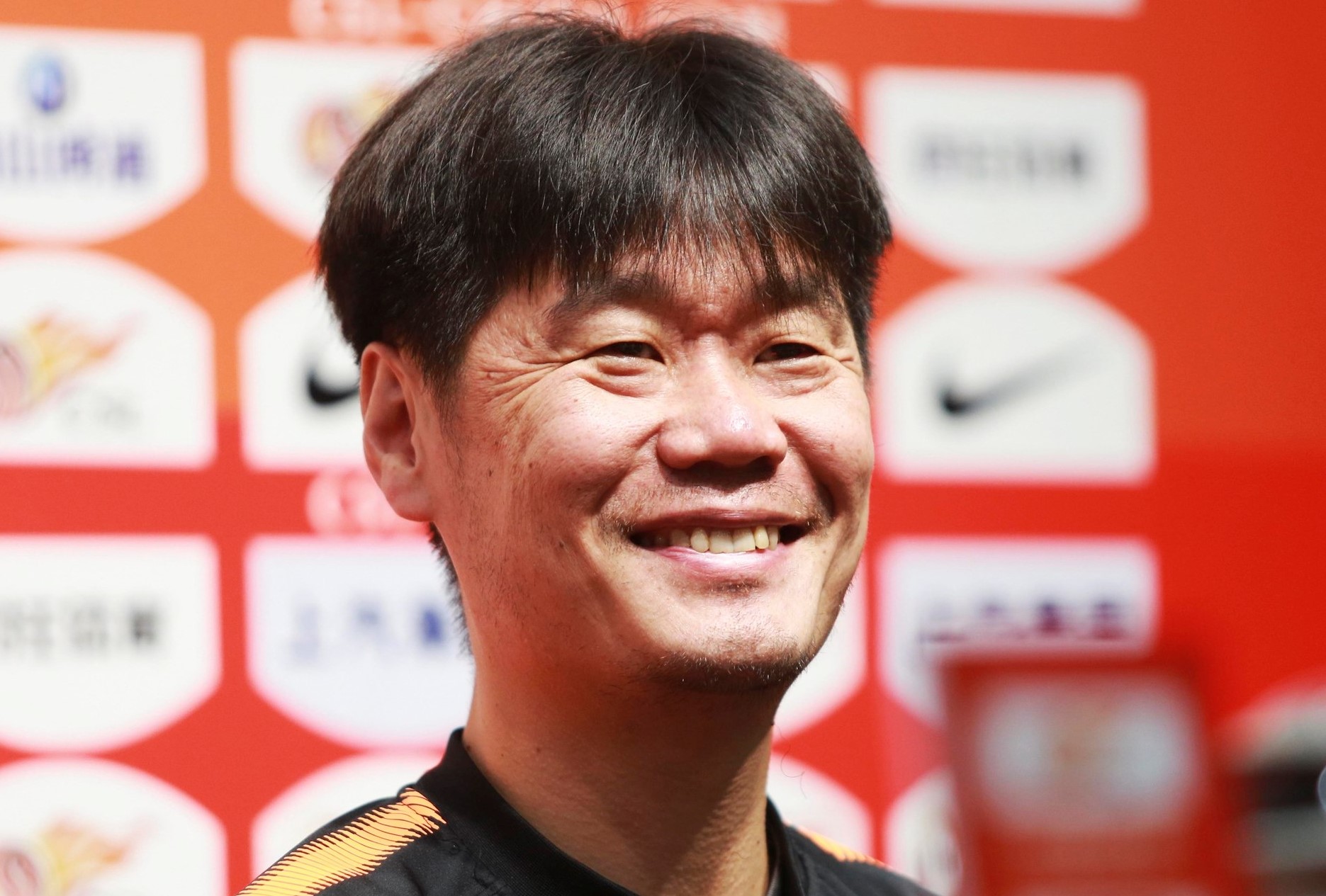 李霄鹏鲁能换帅视频,山东足球李霄鹏最新消息