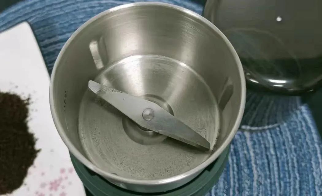 手冲咖啡入门设备,小白入坑手工可以准备什么工具