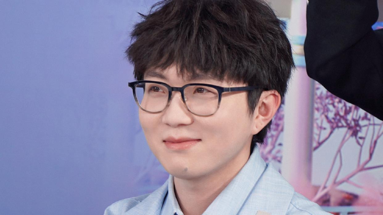 网友神评论张碧晨周深毛不易的歌,张碧晨周深毛不易综艺