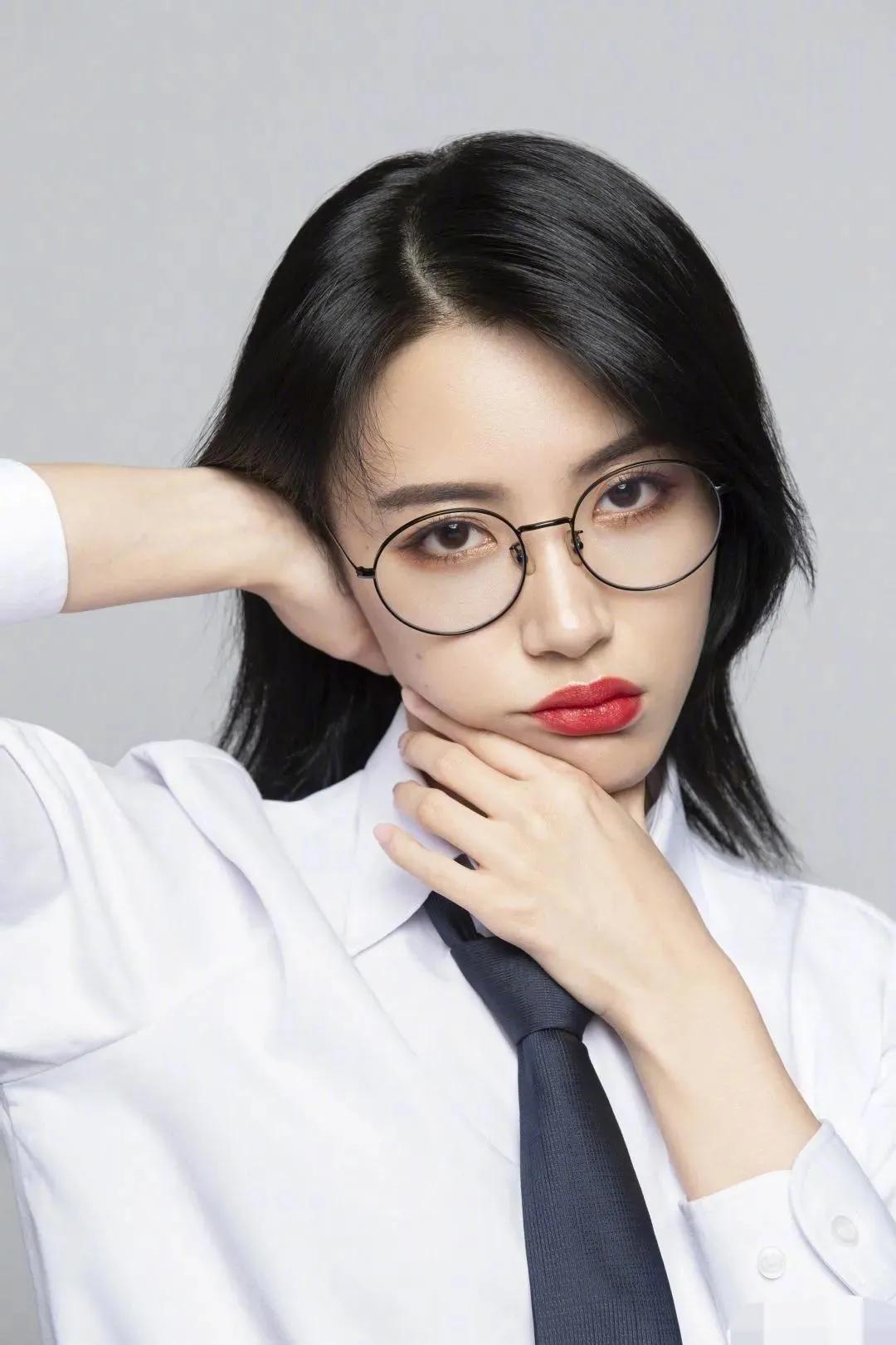 戴萌走红毯,戴萌徐子轩