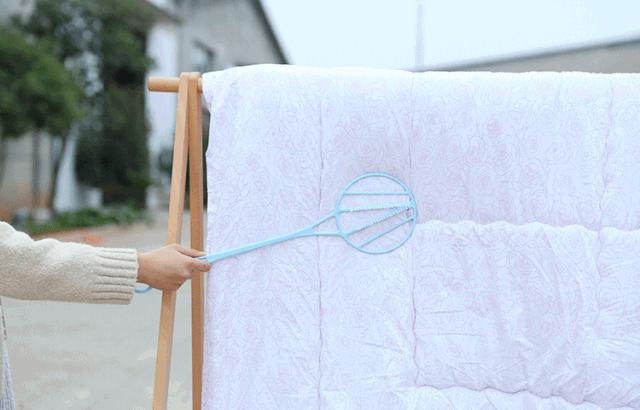 羽绒被长螨虫吗,羽绒被晾晒飞出的白色灰尘特别多