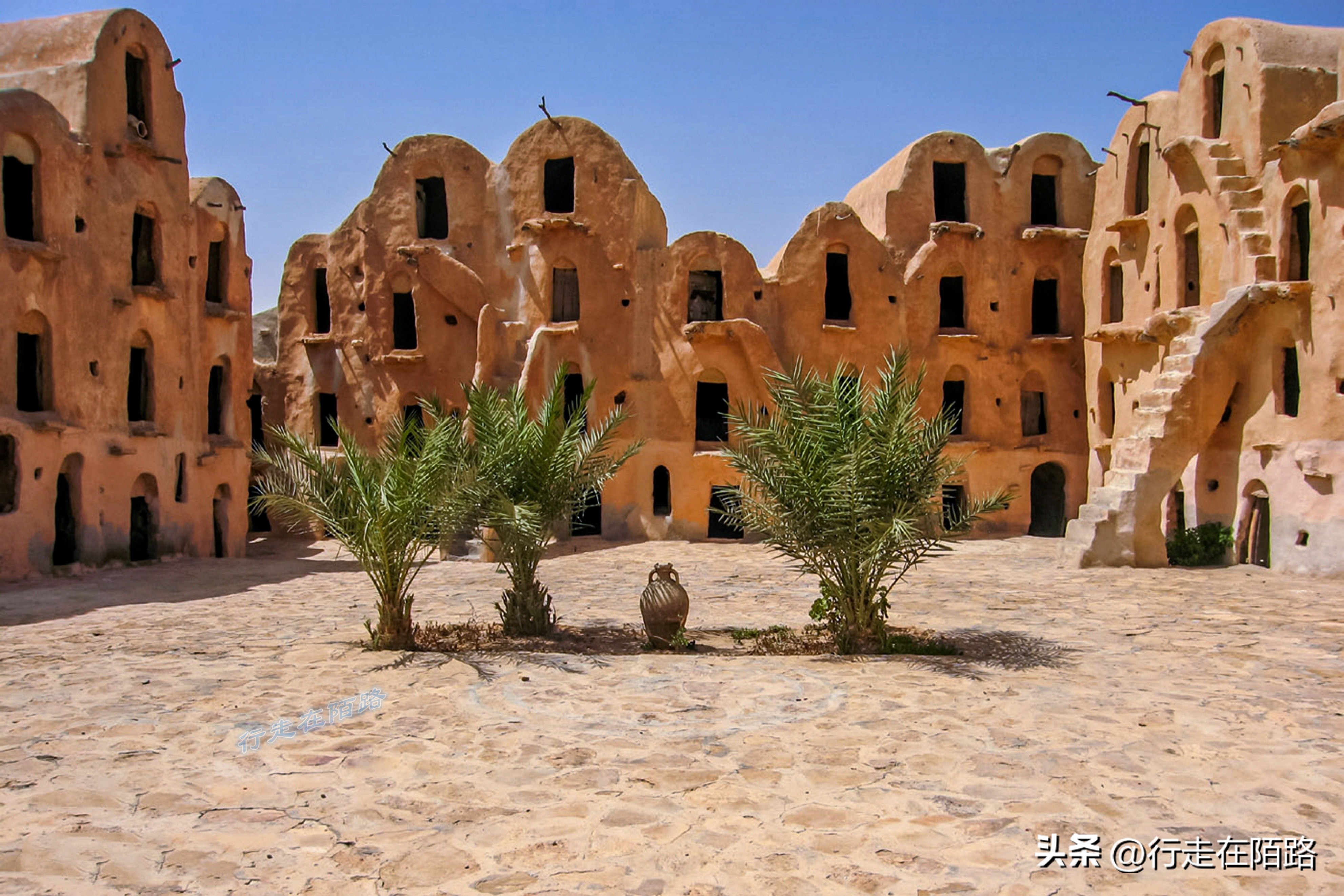 去过撒哈拉沙漠盐湖，才知道所谓的“喜马拉雅盐”是智商税