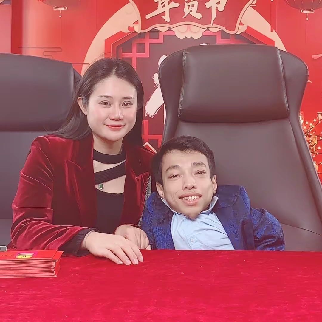 李创利16岁,广东小伙李创利