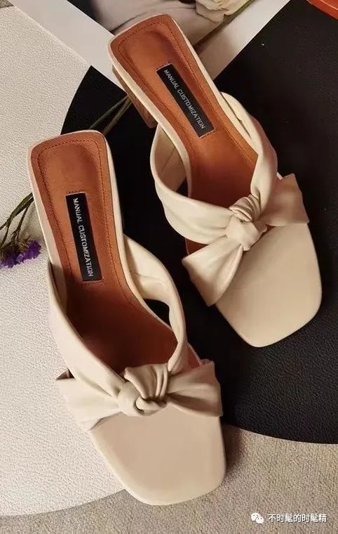 宝宝的胖脚丫可爱,萌娃的胖脚丫可爱