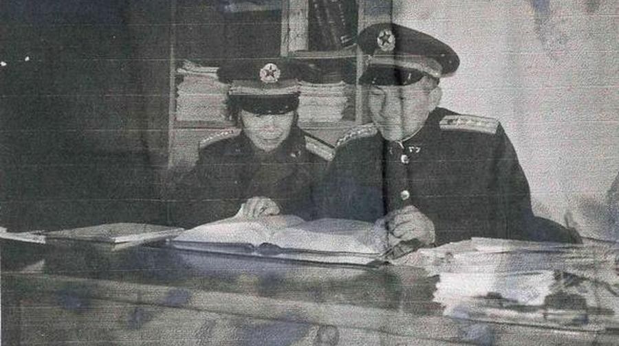 80多岁女空降兵捐款1000万,86岁高龄奶奶捐款100万