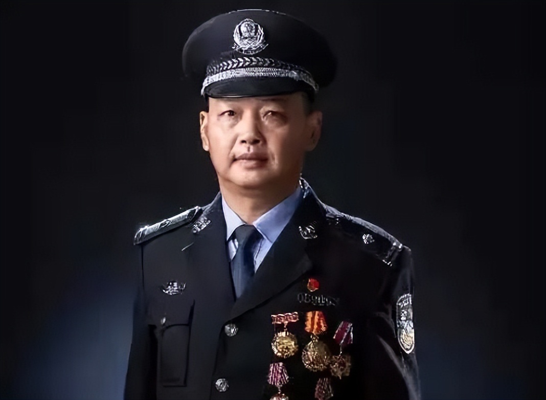 践行总要求,践行总要求致敬公安英雄