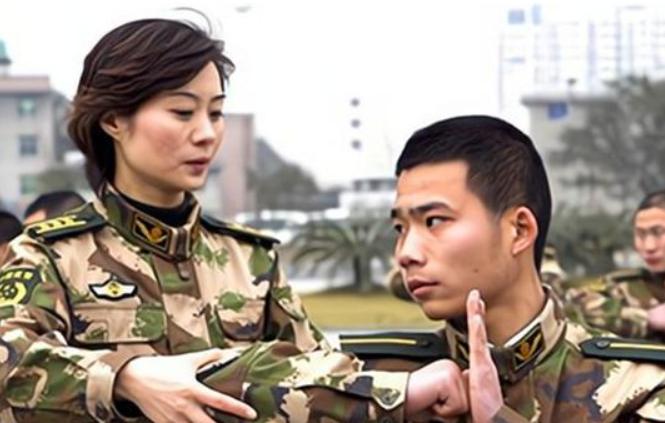 她是“北京小姐”的季军，保护过13位国家元首夫人