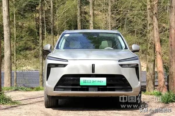 魏派蓝山对比魏派高山,魏派vv7与魏派蓝山哪个好