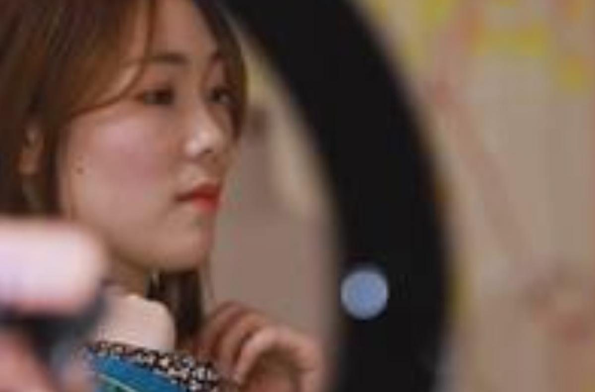 95后寿衣模特淘宝店叫什么名字,95后淘宝寿衣女模特