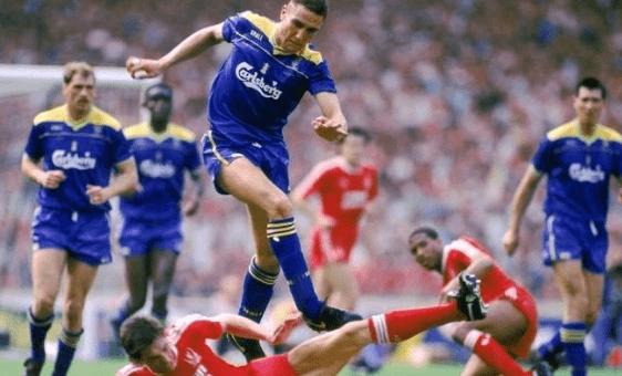 维尼琼斯：从足坛恶棍到电影台前幕后真正的大恶人