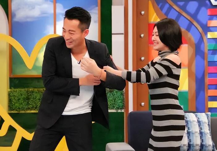 被汪小菲牵扯的10位名人，个个不干净，有人成笑话，有人很无辜