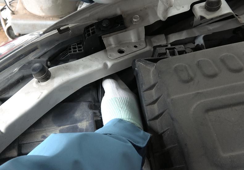 雪佛兰科沃兹大灯怎么更换,雪佛兰科沃兹大灯led更换视频