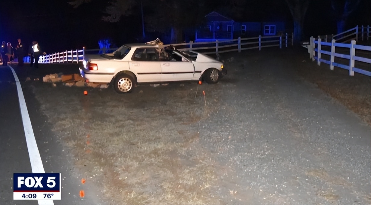 耶鲁华裔学生获赔3500万美元赔偿,华裔耶鲁高材生撞花坛