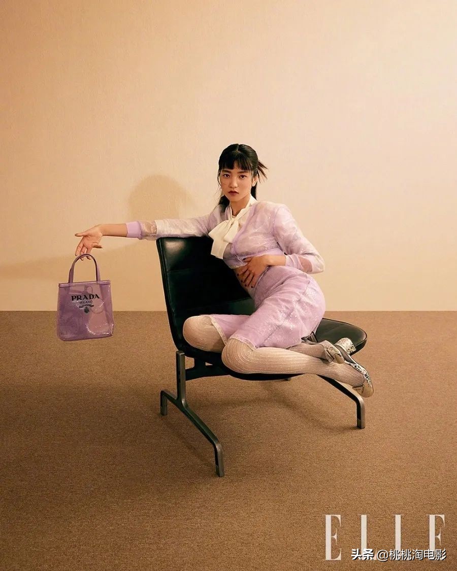 金泰梨韩国淡颜系女演员,金泰梨港风短发旧照曝光