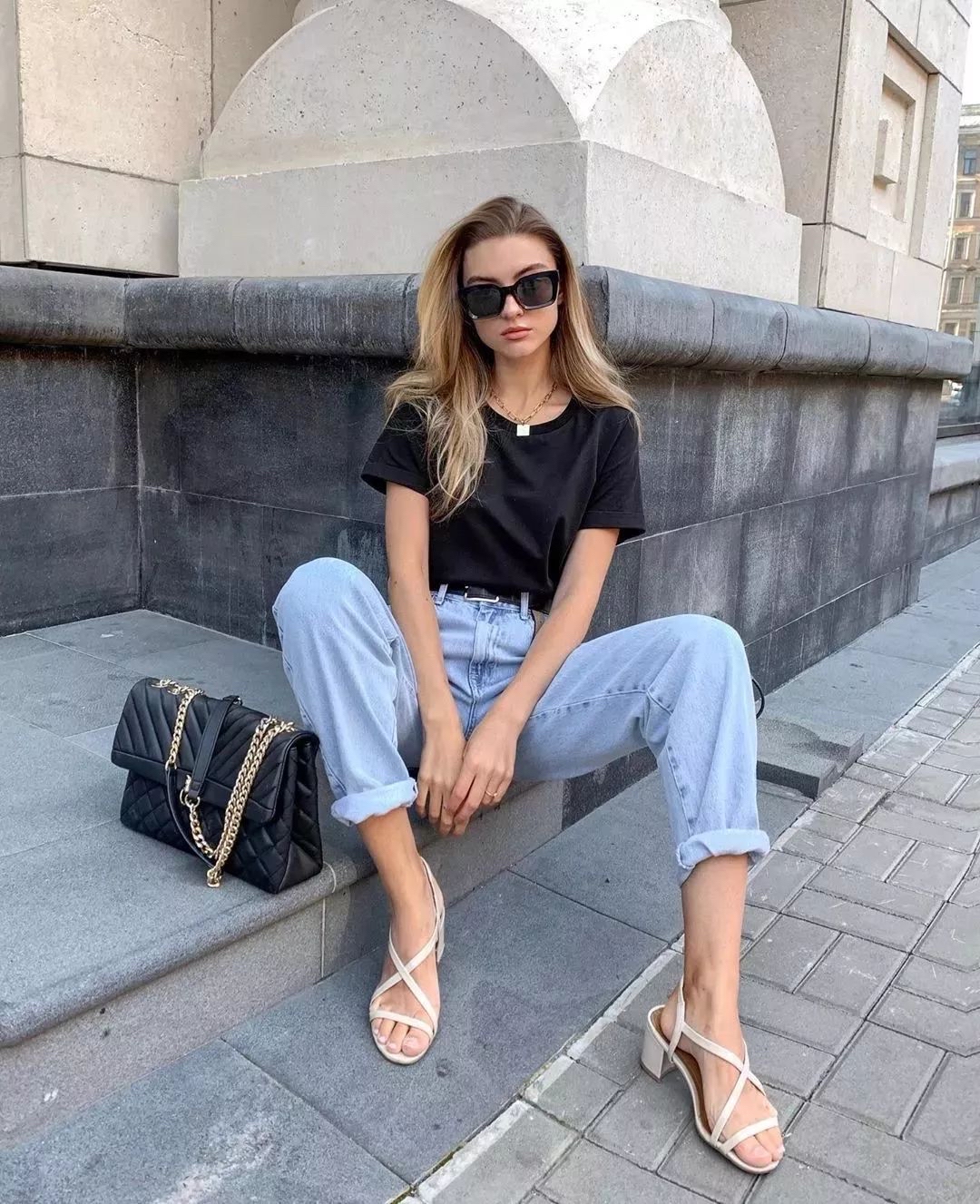 原创款和基础款有什么区别,基础款和普通款区别