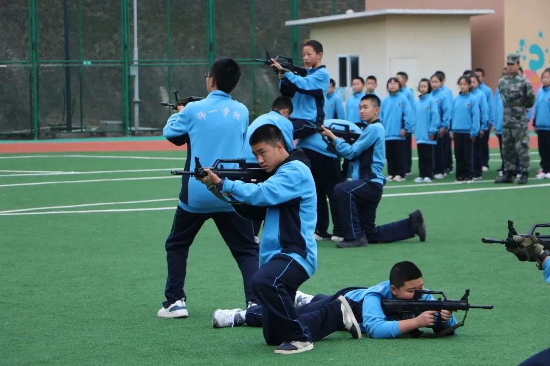 热血少年,百炼成钢!天府师一国防教育活动火热开展