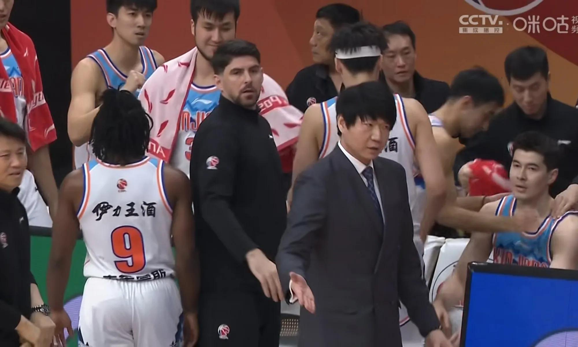 新疆首钢队新消息,新疆男篮正式退赛