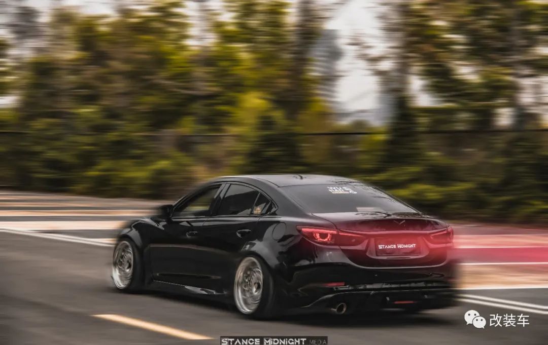 阿特兹超大气,阿特兹车身稳重