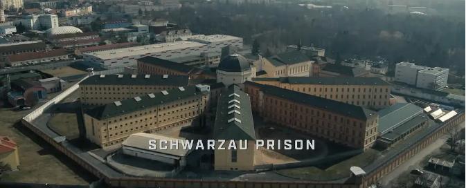 《惊天救援2》剧情薄弱？网飞70分打造下，有锤哥仍是动作片标杆