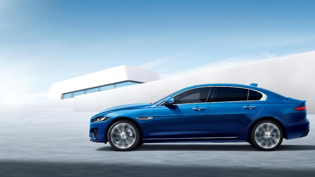 兼顾运动与豪华试驾全新捷豹xel,捷豹xelp250赛道