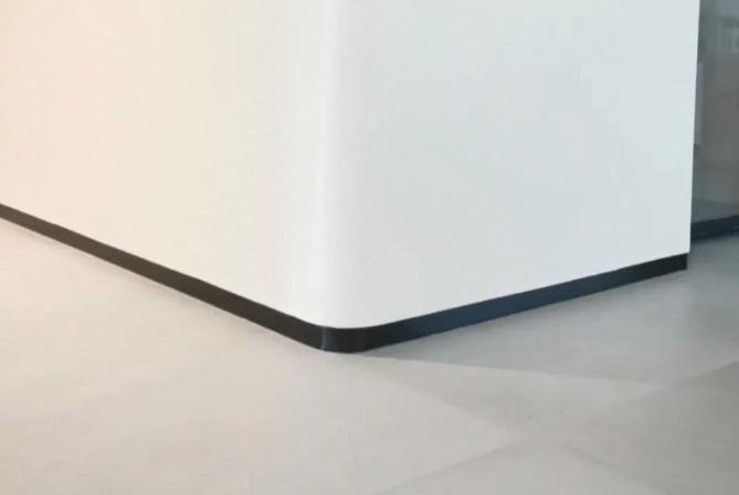 踢脚线材质怎么会是绿颜色,踢脚线材质怎么搭配