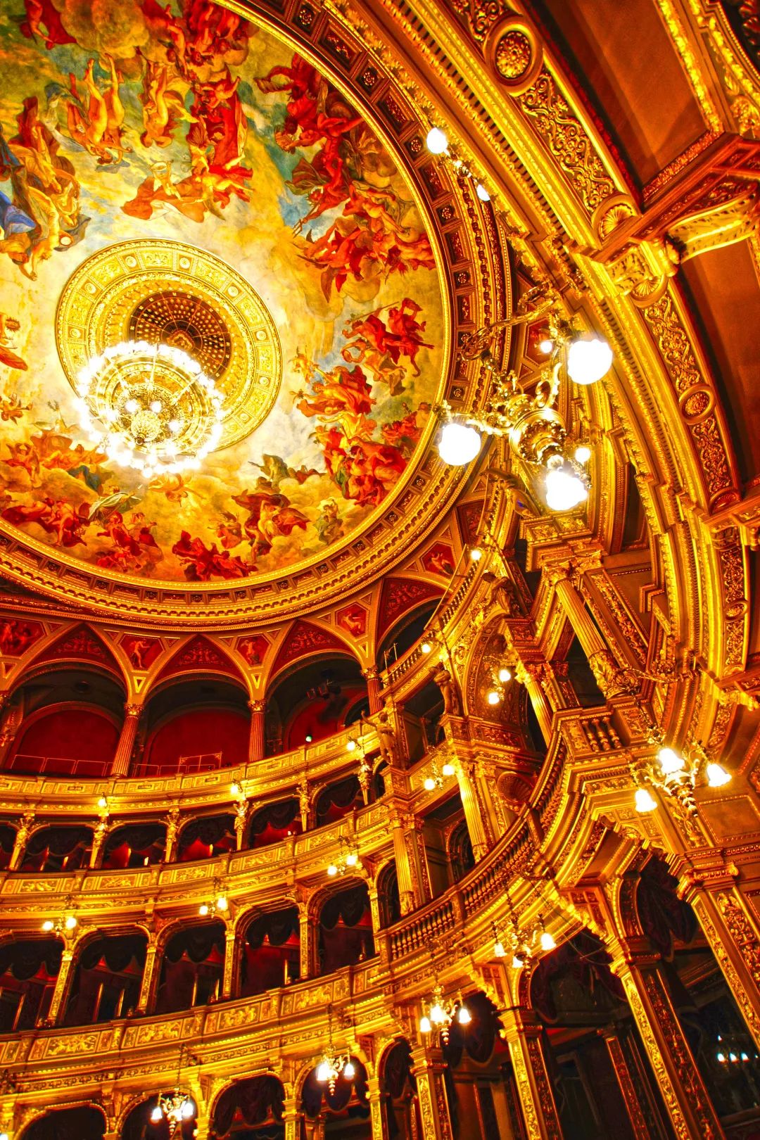 时隔三年，亿豪客户登陆匈牙利真实经历分享，值得一看！（中）