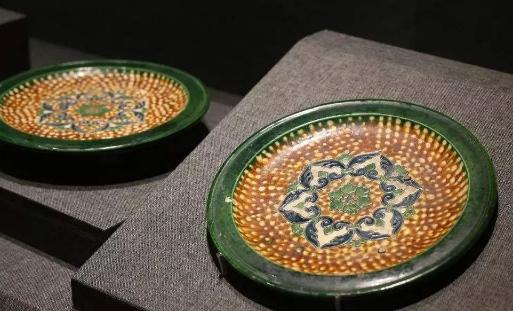 挖出来的古墓藏品都去哪了,不解之谜古墓挖掘真实记录