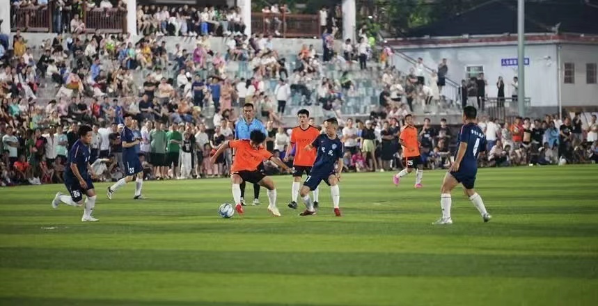 贵州村超对中国足球的影响,贵州村超踢败了国足吗