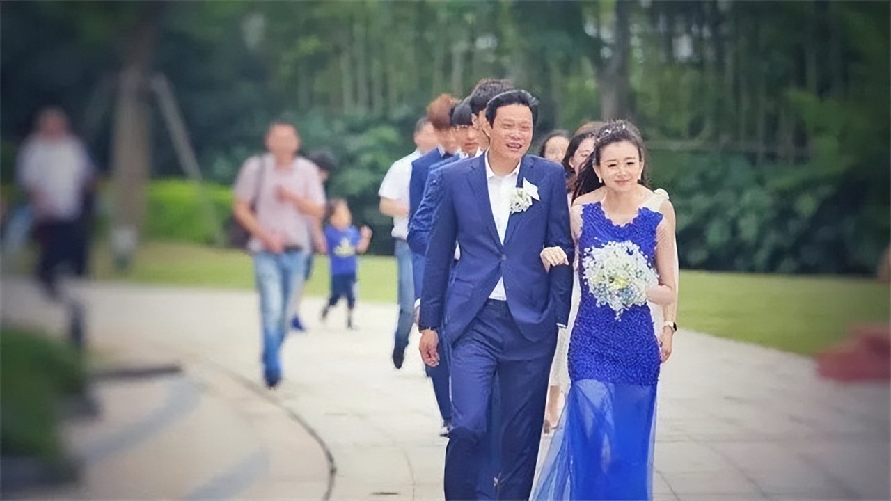 范志毅女儿范斯晶小视频,范志毅女儿范斯晶近况