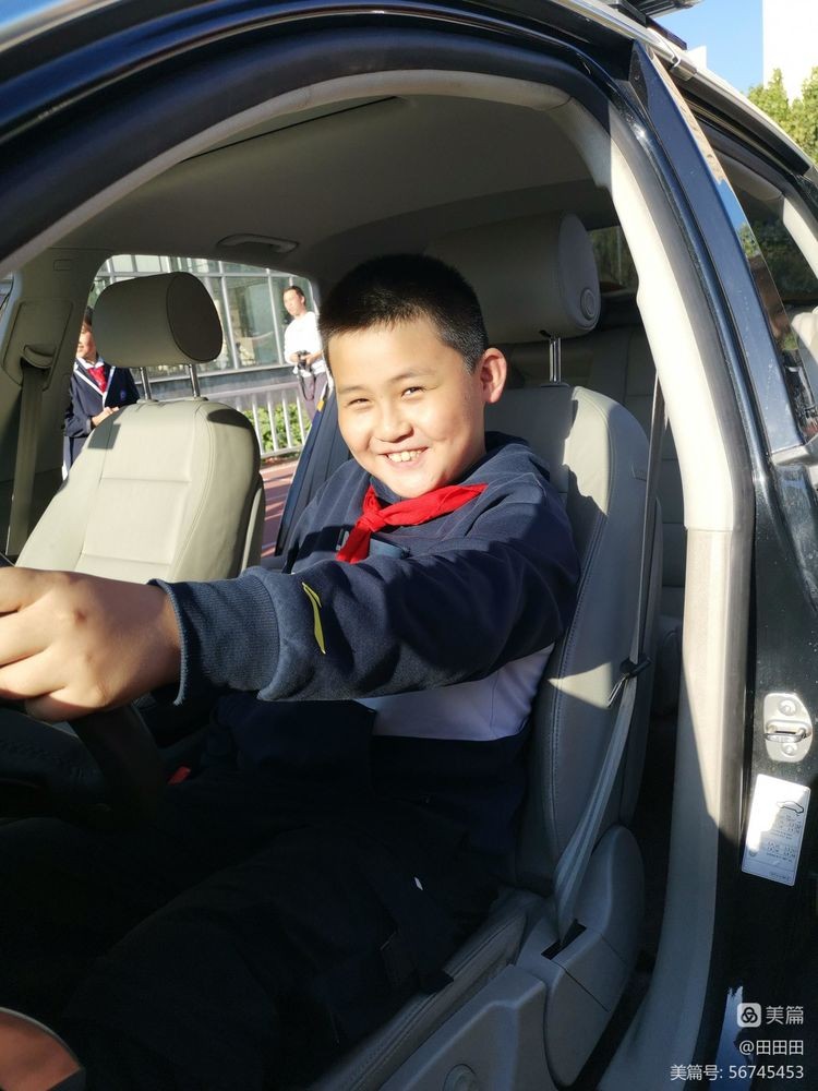 文明交通伴我行：小店区第二实验小学交通宣传月在行动