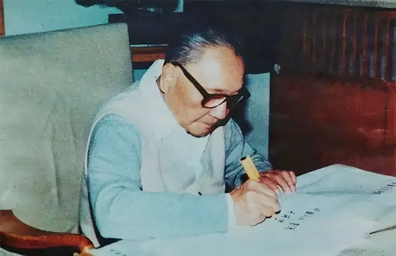 *小平邓**的保健医生郭勤英：邓公之所以能活到90岁，和一习惯有关系