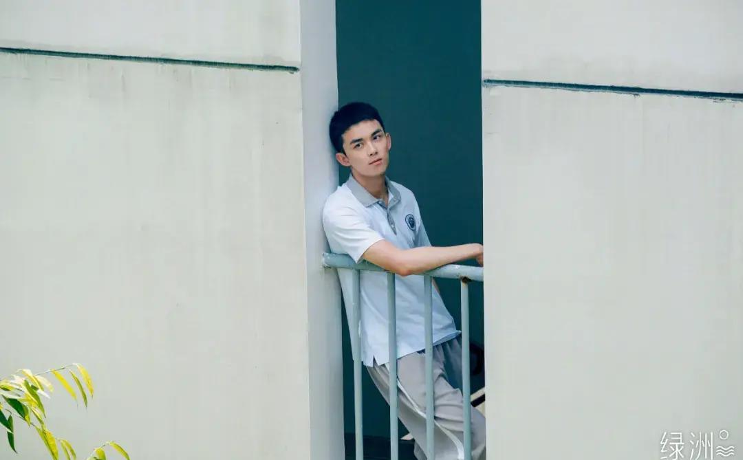 校草脸男星图鉴,男校草图片帅气