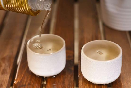 农村自酿散酒怎么处理,农村自酿散酒真的是纯粮食酒吗