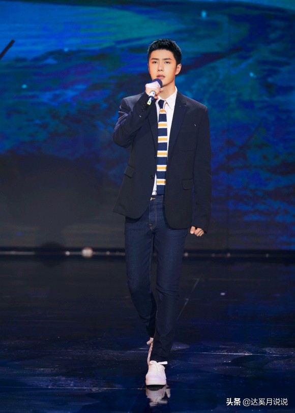 王一博青春宇宙歌词,王一博新歌青春宇宙播出反响