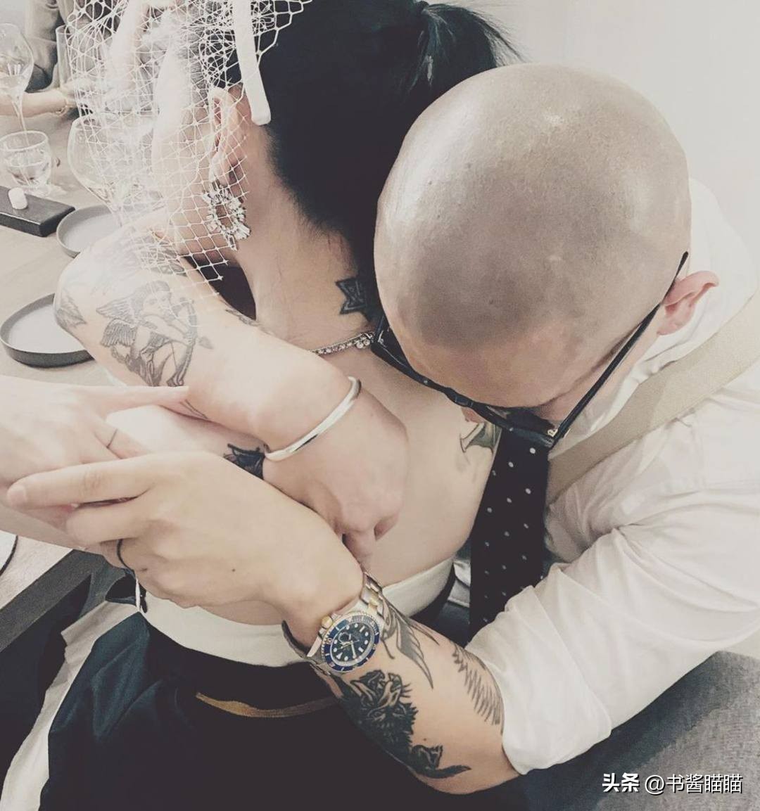 汪小菲蹭大s具俊晔热度,汪小菲痛骂大s视频带字幕