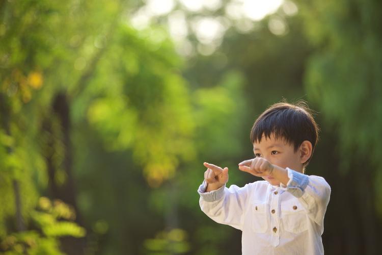 朋友圈晒娃对人际的影响,朋友圈晒娃点赞是相互的