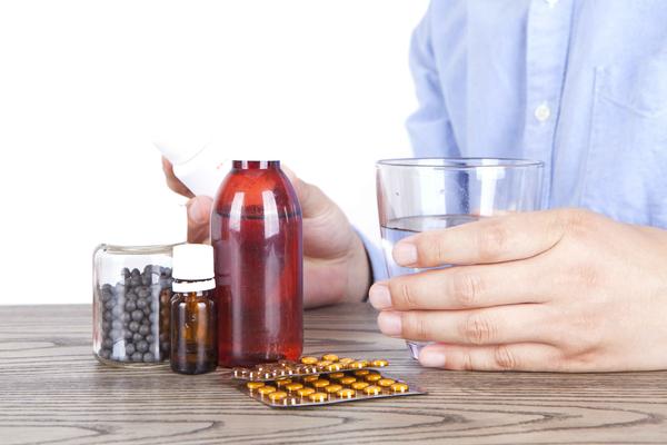 藿香正气真能预防中暑吗,藿香正气水可以预防中暑