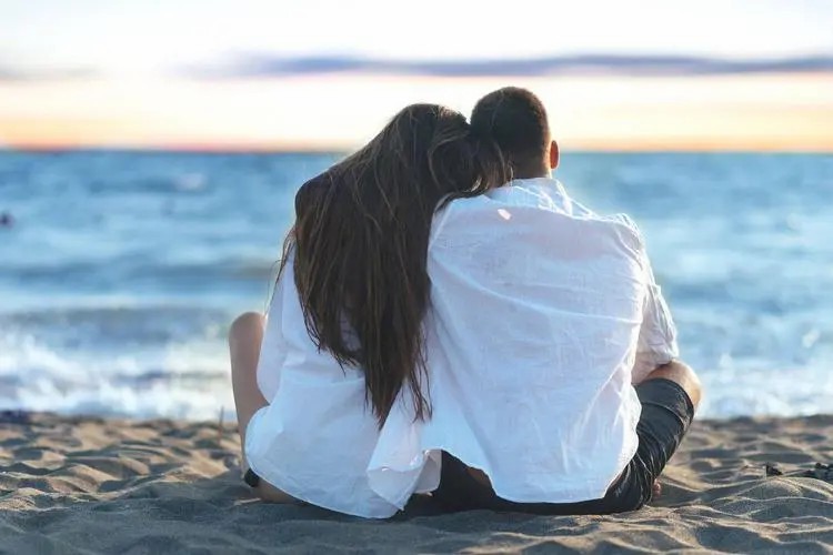 女人愿意把身体给你，多半说明三个问题，别后知后觉