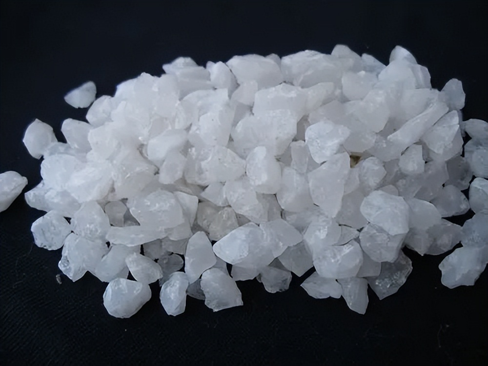 光伏石英砂最新消息,光伏石英砂市场现状及未来发展