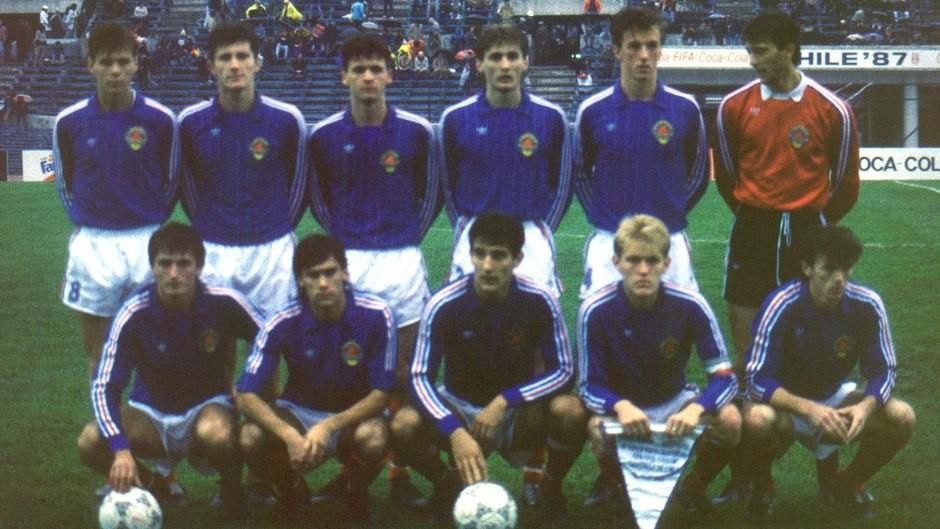 童年球星,达沃苏克左脚图片