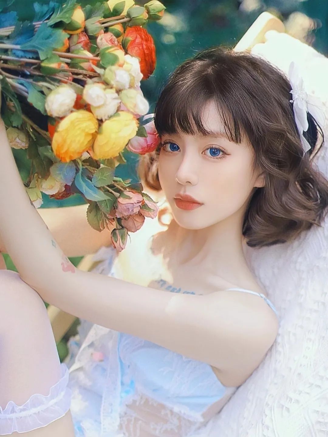 今年别再披头散发了三款减龄发型,既不显脸大又不披发的发型