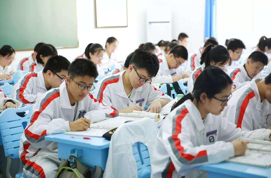 高一成绩下滑有什么补救办法,高一成绩差怎样才能提高