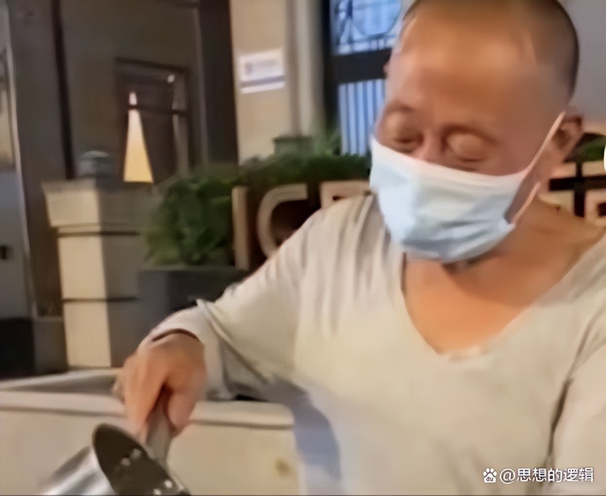 武汉卖糖水爷爷被网暴,武汉卖糖水的爷爷遭网暴