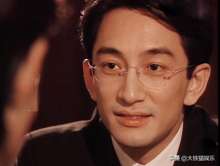 眼镜杀也挑人！这18位男星，有人戴上像撕漫男，有人秒变隔壁大爷