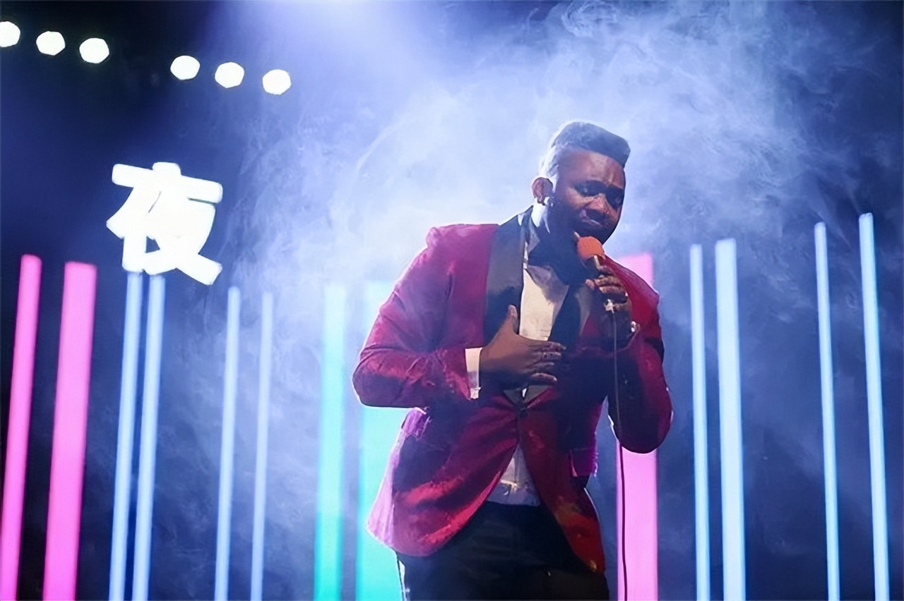 黑人歌手好弟近况：走红后迎娶中国姑娘，今36岁仍未取得中国绿卡