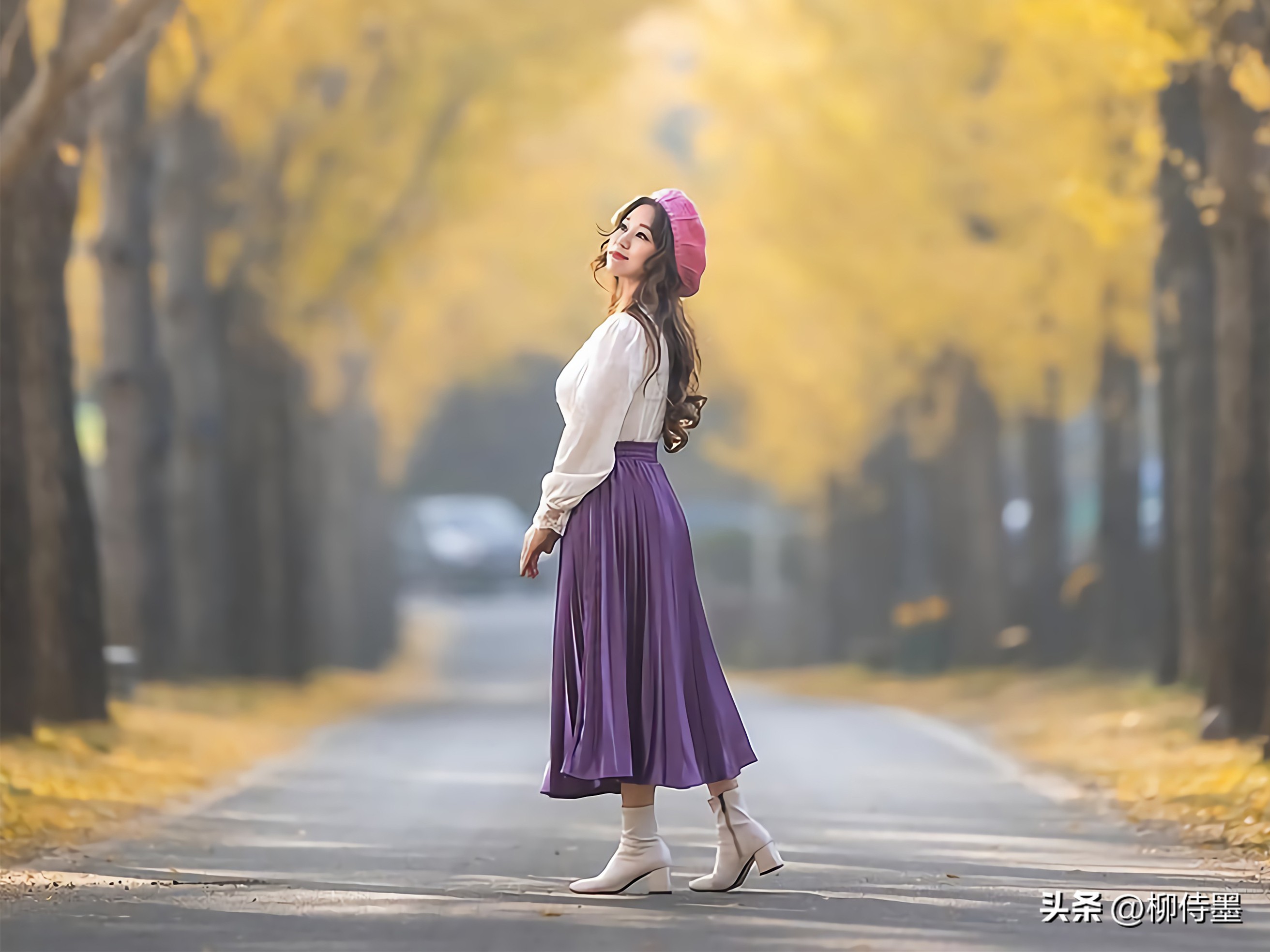 摆脱拍照尴尬六招万能拍照姿势,拍照不要用剪刀手姿势