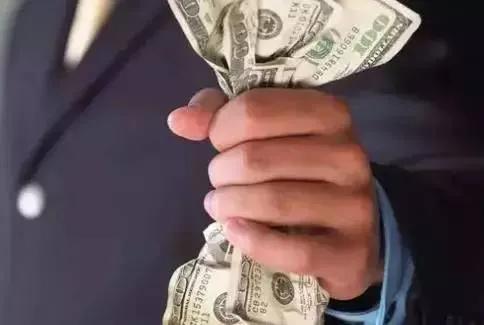 人人都说钱难挣你放弃了吗,人人都说钱难赚那么钱去哪里了