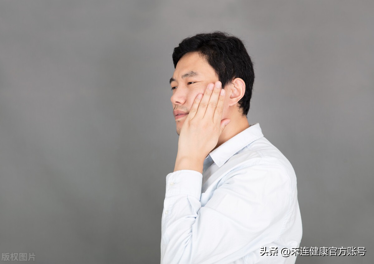 咽口水喉咙痛有口腔溃疡中医辨证,上火口腔溃疡喉咙疼最快解决方法