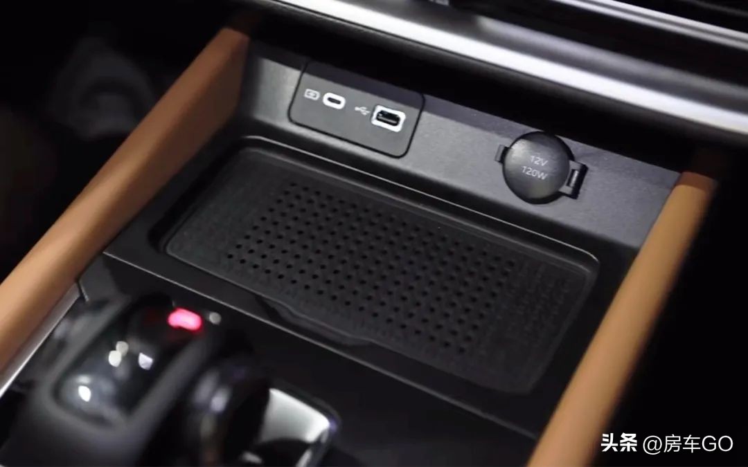 自由炮越野房车实际使用游记,全新自由炮房车c布局亮相